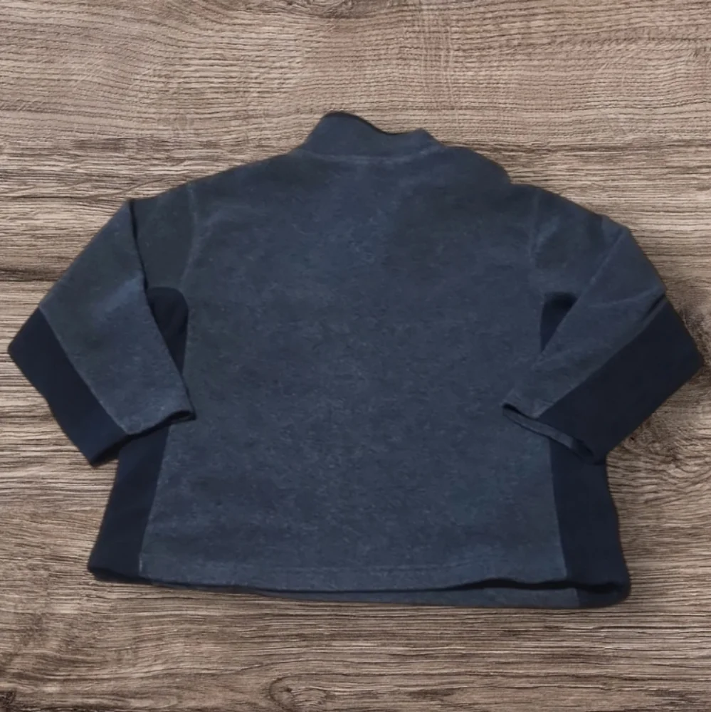 BOY'S OLD NAVY PULLOVER